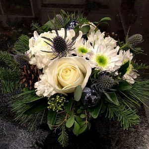 CH060 Christmas Flowers by Posy Floral Design