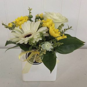 PP005 Posy Yellow Arrangement