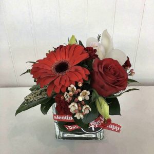 Flower Arrangement for Valentine's Day by Posy Floral Design