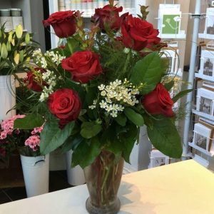 Flower Arrangement for Valentine's Day by Posy Floral Design