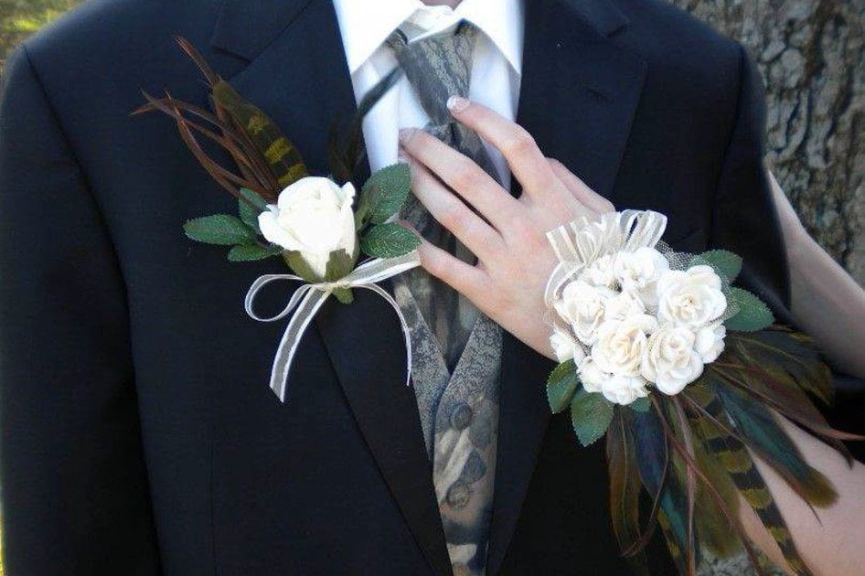Wedding Flowers-Boutonniere and Corsage by Posy Floral Design
