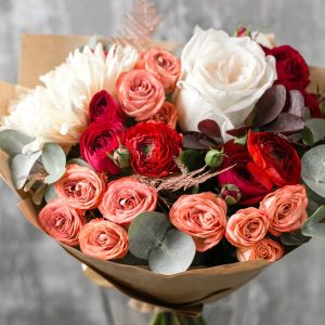 Roses and Ranunculus Bouquet