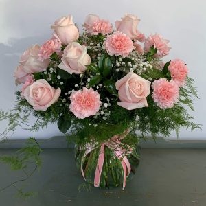FA038 Floral Arrangement Pink Roses