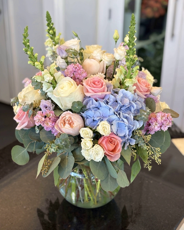 Flower arrangement in a ball